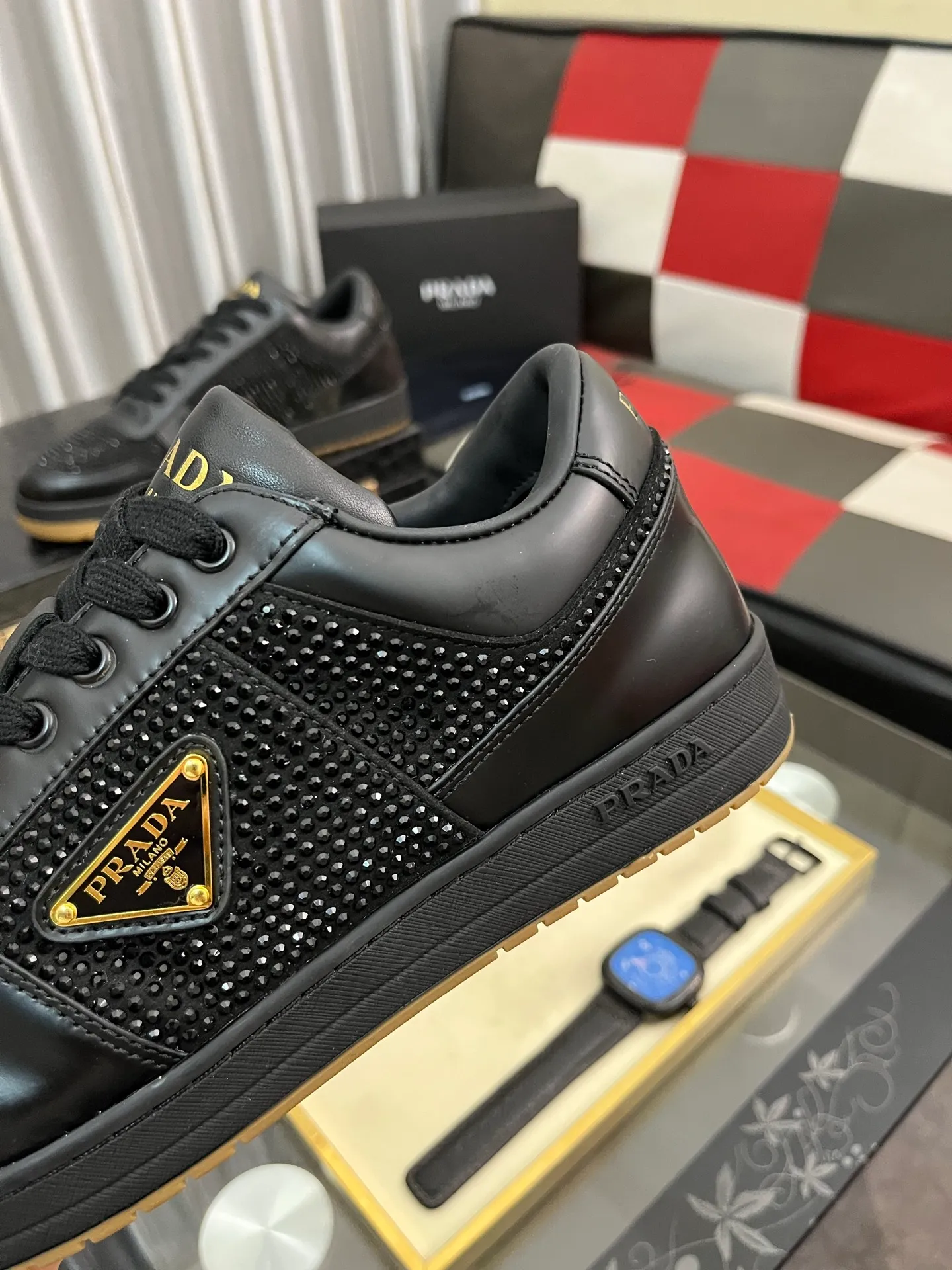 Men's shoes 💰680⌚️⌚️【PRADA】Prada - high-end quality original order 🔍🔍🔍casual sports shoes - Upper: 🔝 Nappa calfskin, perforated calfskin, shoe body sewn brand metal fasteners, tongue screen-printed high frequency brand logo - Lining: water-dyed cowhide - Outsole: ultra-light TPU foam rubber; two-color molded outsole -Ultra-high quality control and fine workmanship: outstanding (high-end, extravagance, class) -Size: 38-44 (45, can be customized)